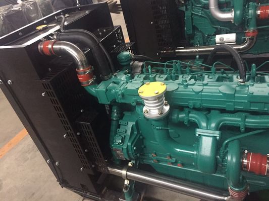 Набор дизельного генератора Weichai Deutz мощностью 120 кВт с номинальным током 180 А и системой водяного охлаждения