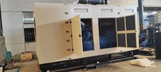 Направление впрыск 1000KVA Гуанси Ючай тихий динамик дизельный генератор на 50/60Гц частоты
