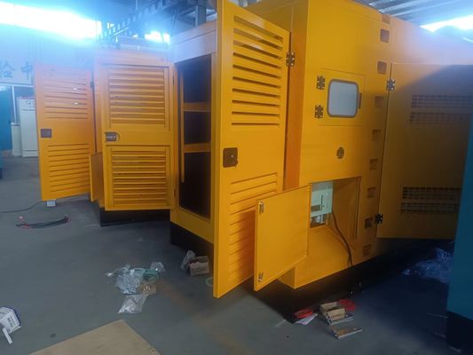 1500RPM 600KW самозанятый мобильный генератор типа Cummins для большого резервного источника питания